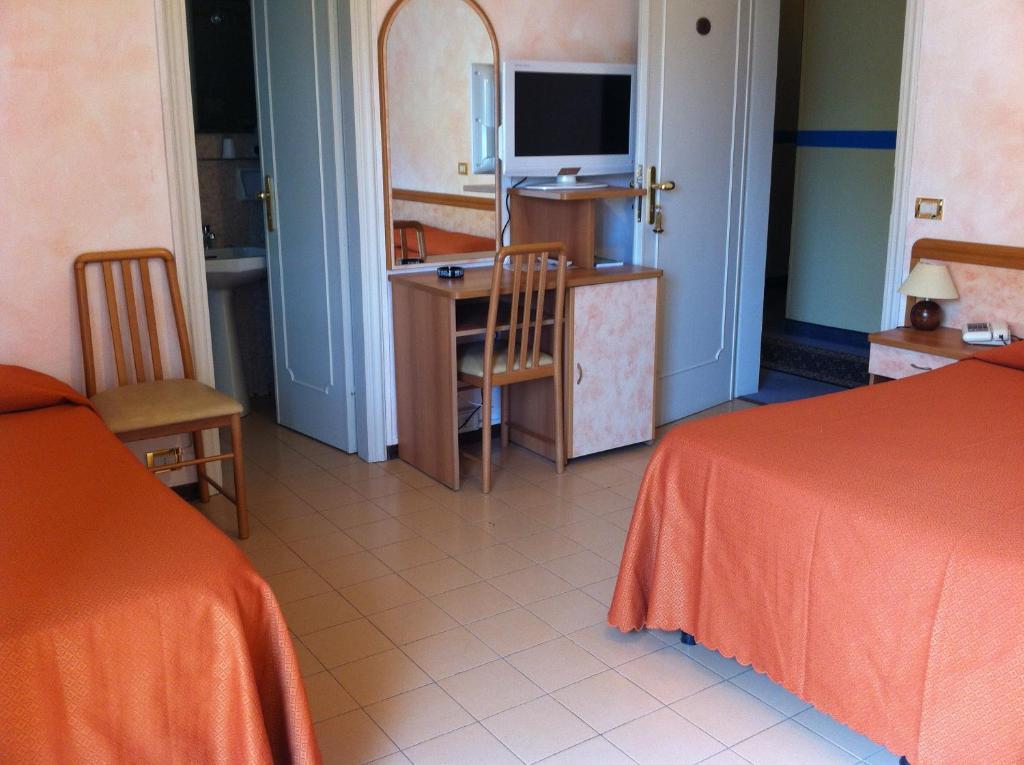 Hotel La Palma リド・ディ・カマイオーレ 部屋 写真